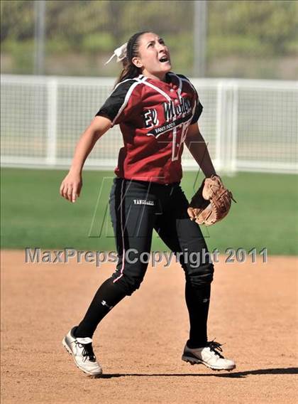 Thumbnail 2 in Edison vs. El Modena (Woodbridge Tournament) photogallery.