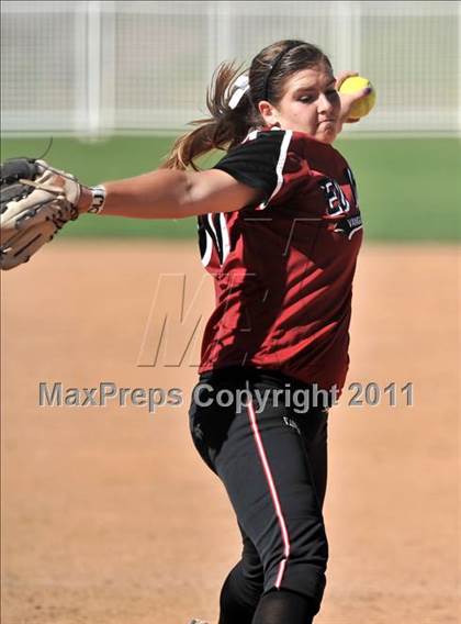 Thumbnail 1 in Edison vs. El Modena (Woodbridge Tournament) photogallery.