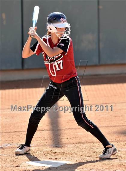 Thumbnail 1 in Edison vs. El Modena (Woodbridge Tournament) photogallery.