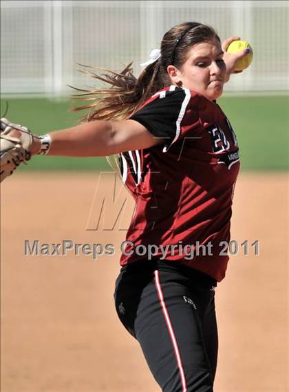 Thumbnail 2 in Edison vs. El Modena (Woodbridge Tournament) photogallery.
