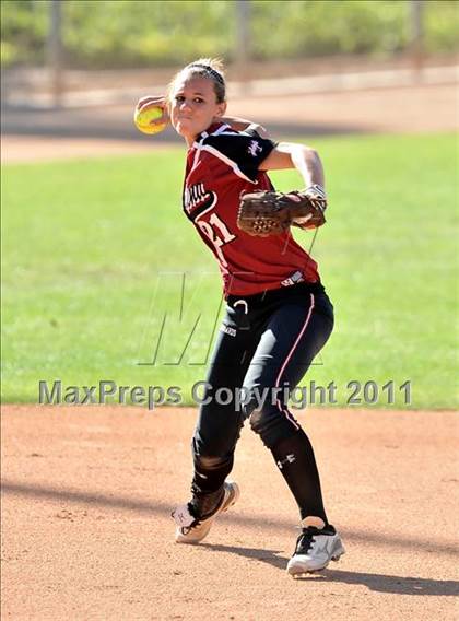 Thumbnail 2 in Edison vs. El Modena (Woodbridge Tournament) photogallery.