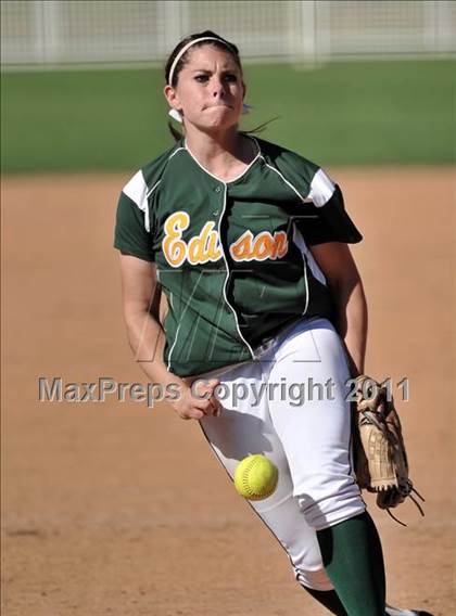 Thumbnail 2 in Edison vs. El Modena (Woodbridge Tournament) photogallery.