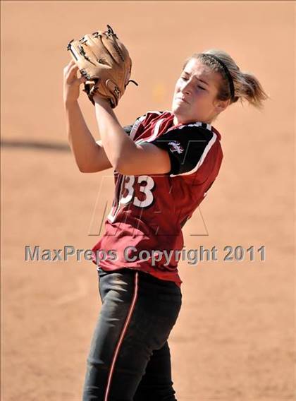 Thumbnail 2 in Edison vs. El Modena (Woodbridge Tournament) photogallery.