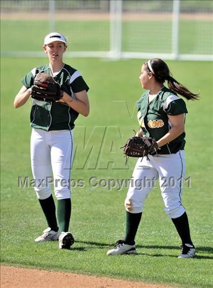 Thumbnail 3 in Edison vs. El Modena (Woodbridge Tournament) photogallery.