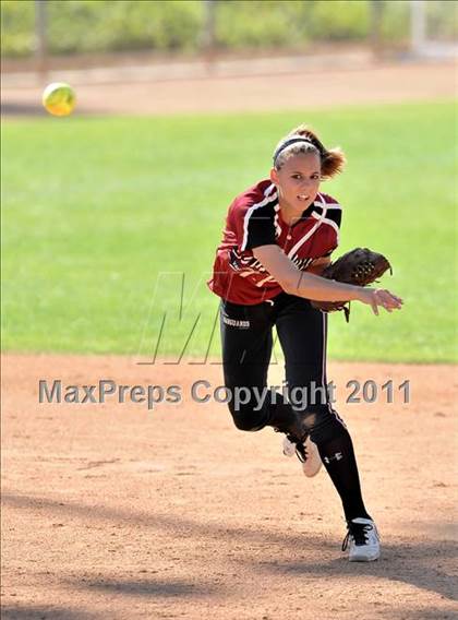 Thumbnail 3 in Edison vs. El Modena (Woodbridge Tournament) photogallery.