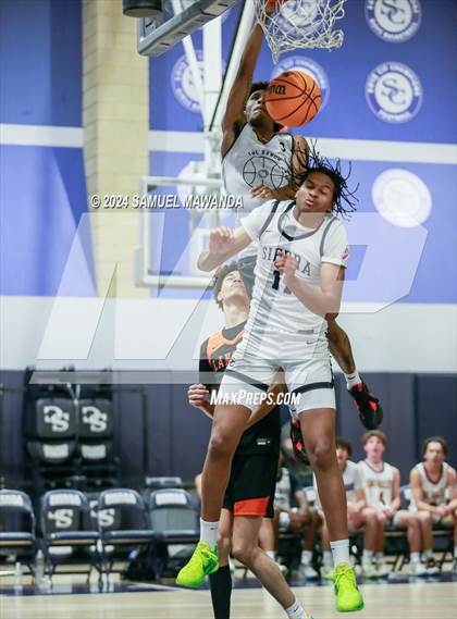 Thumbnail 2 in East vs West (Battle of the Valley All-Star Game) photogallery.