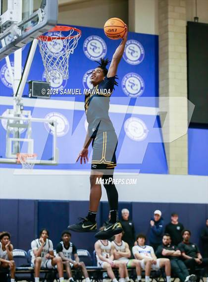 Thumbnail 3 in East vs West (Battle of the Valley All-Star Game) photogallery.