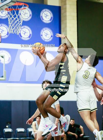 Thumbnail 3 in East vs West (Battle of the Valley All-Star Game) photogallery.