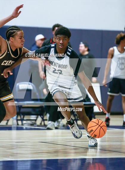 Thumbnail 1 in East vs West (Battle of the Valley All-Star Game) photogallery.
