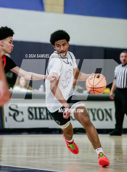 Thumbnail 2 in East vs West (Battle of the Valley All-Star Game) photogallery.