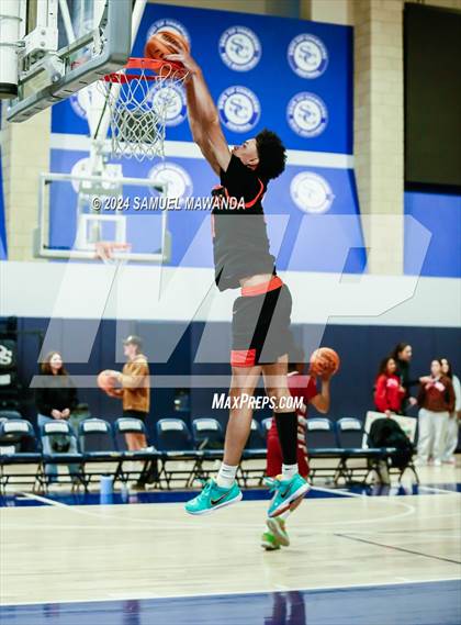 Thumbnail 1 in East vs West (Battle of the Valley All-Star Game) photogallery.