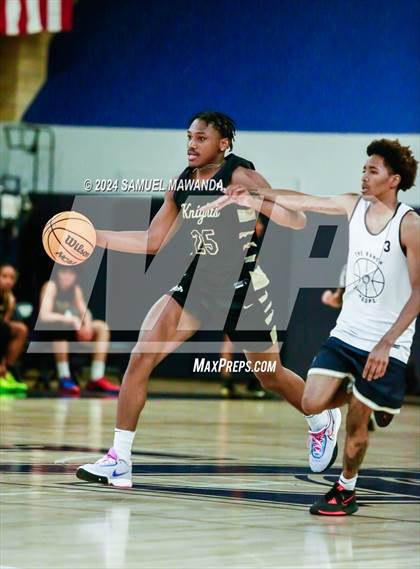 Thumbnail 1 in East vs West (Battle of the Valley All-Star Game) photogallery.
