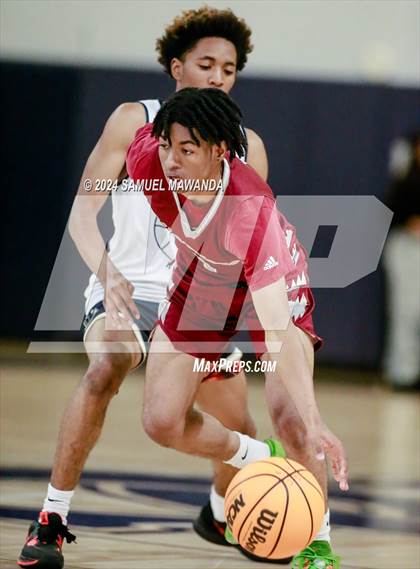 Thumbnail 1 in East vs West (Battle of the Valley All-Star Game) photogallery.