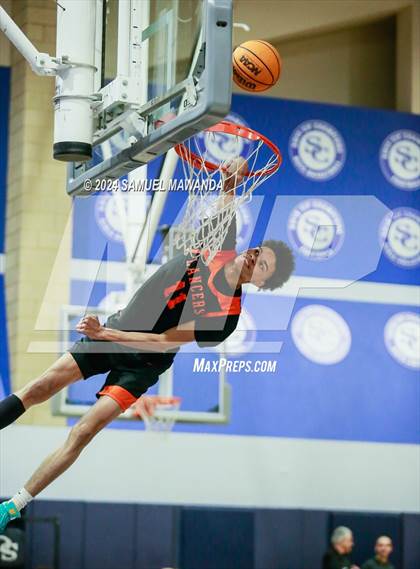 Thumbnail 3 in East vs West (Battle of the Valley All-Star Game) photogallery.