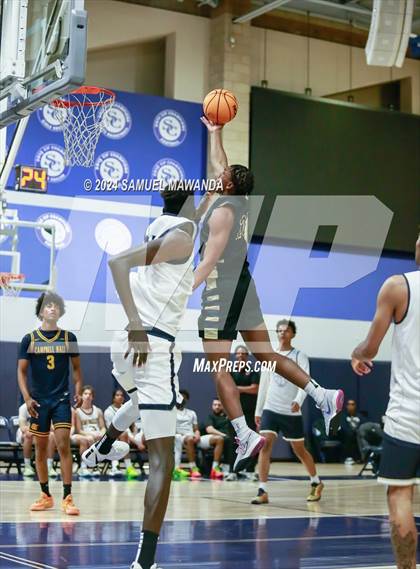 Thumbnail 2 in East vs West (Battle of the Valley All-Star Game) photogallery.