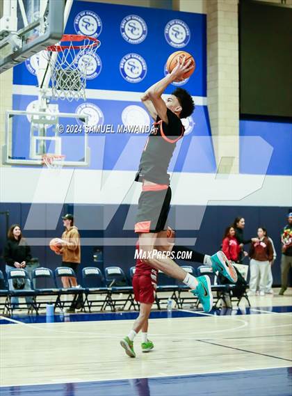 Thumbnail 3 in East vs West (Battle of the Valley All-Star Game) photogallery.
