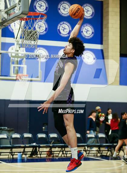 Thumbnail 3 in East vs West (Battle of the Valley All-Star Game) photogallery.