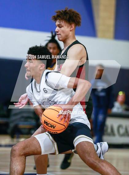 Thumbnail 1 in East vs West (Battle of the Valley All-Star Game) photogallery.