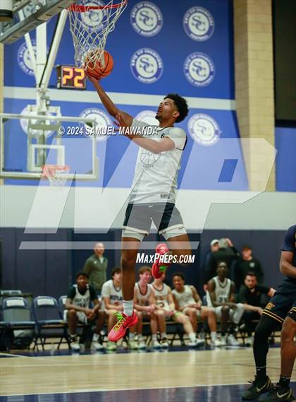 Thumbnail 1 in East vs West (Battle of the Valley All-Star Game) photogallery.