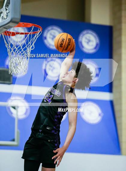 Thumbnail 1 in East vs West (Battle of the Valley All-Star Game) photogallery.