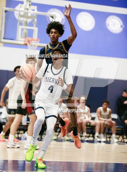 Thumbnail 1 in East vs West (Battle of the Valley All-Star Game) photogallery.