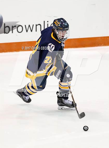 Thumbnail 3 in Victor vs. Pittsford (Section 5 Class A Semifinal) photogallery.