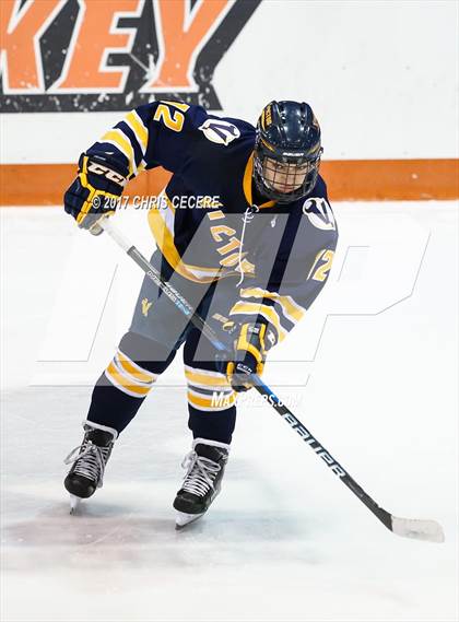 Thumbnail 2 in Victor vs. Pittsford (Section 5 Class A Semifinal) photogallery.