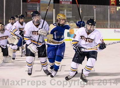 Thumbnail 2 in Webster Schroeder vs. Webster Thomas (Frozen Frontier) photogallery.