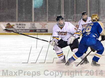 Thumbnail 2 in Webster Schroeder vs. Webster Thomas (Frozen Frontier) photogallery.