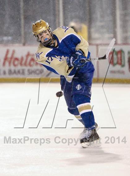 Thumbnail 2 in Webster Schroeder vs. Webster Thomas (Frozen Frontier) photogallery.