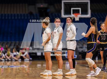 Thumbnail 1 in Nocona vs. San Saba (UIL 2A Basketball Division I Final) photogallery.