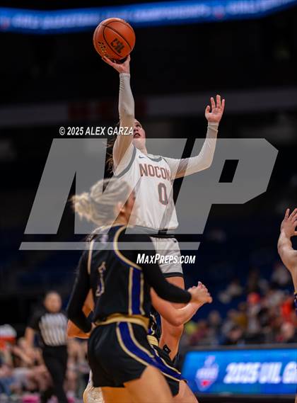 Thumbnail 1 in Nocona vs. San Saba (UIL 2A Basketball Division I Final) photogallery.