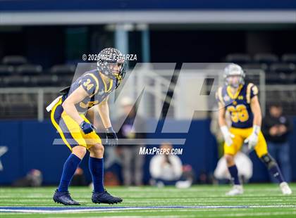 Thumbnail 3 in Smithson Valley vs Highland Park (UIL 5A Football Division I Final) photogallery.