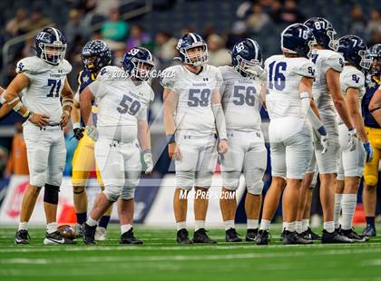 Thumbnail 3 in Smithson Valley vs Highland Park (UIL 5A Football Division I Final) photogallery.