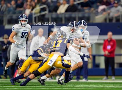 Thumbnail 2 in Smithson Valley vs Highland Park (UIL 5A Football Division I Final) photogallery.