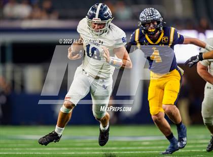 Thumbnail 3 in Smithson Valley vs Highland Park (UIL 5A Football Division I Final) photogallery.