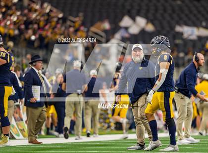 Thumbnail 1 in Smithson Valley vs Highland Park (UIL 5A Football Division I Final) photogallery.