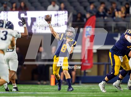 Thumbnail 2 in Smithson Valley vs Highland Park (UIL 5A Football Division I Final) photogallery.
