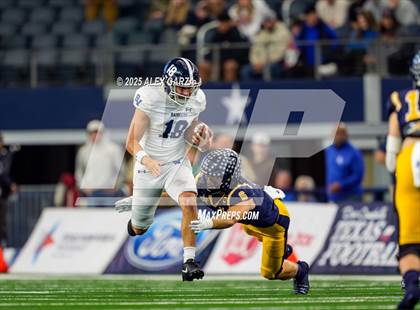 Thumbnail 2 in Smithson Valley vs Highland Park (UIL 5A Football Division I Final) photogallery.