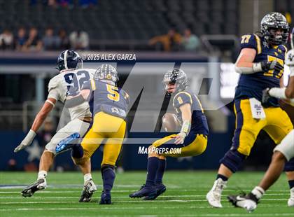 Thumbnail 3 in Smithson Valley vs Highland Park (UIL 5A Football Division I Final) photogallery.