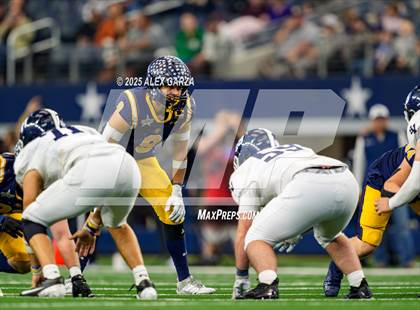 Thumbnail 1 in Smithson Valley vs Highland Park (UIL 5A Football Division I Final) photogallery.