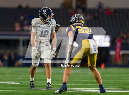 Thumbnail 3 in Smithson Valley vs Highland Park (UIL 5A Football Division I Final) photogallery.