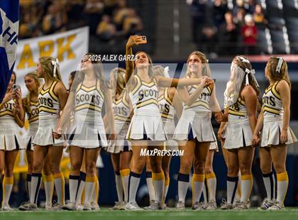 Thumbnail 2 in Smithson Valley vs Highland Park (UIL 5A Football Division I Final) photogallery.