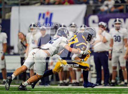 Thumbnail 3 in Smithson Valley vs Highland Park (UIL 5A Football Division I Final) photogallery.