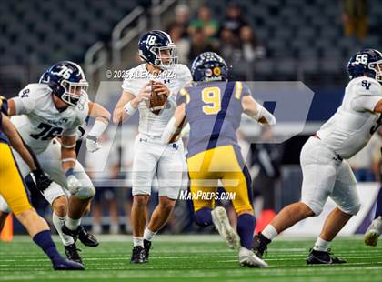 Thumbnail 2 in Smithson Valley vs Highland Park (UIL 5A Football Division I Final) photogallery.