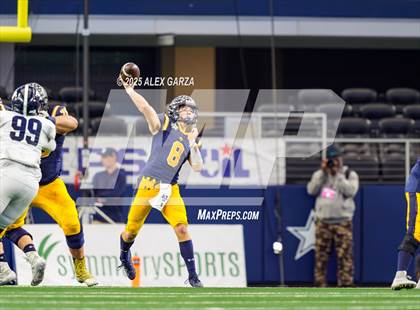 Thumbnail 1 in Smithson Valley vs Highland Park (UIL 5A Football Division I Final) photogallery.
