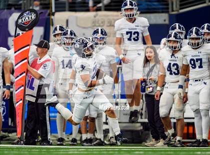 Thumbnail 2 in Smithson Valley vs Highland Park (UIL 5A Football Division I Final) photogallery.