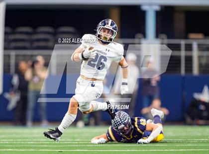 Thumbnail 2 in Smithson Valley vs Highland Park (UIL 5A Football Division I Final) photogallery.