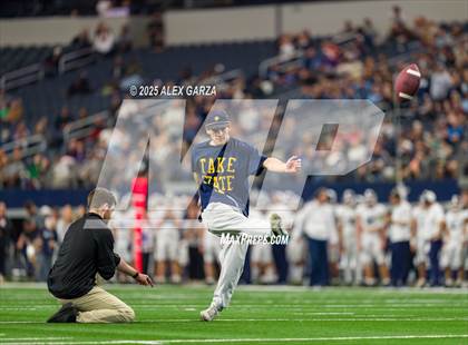 Thumbnail 2 in Smithson Valley vs Highland Park (UIL 5A Football Division I Final) photogallery.