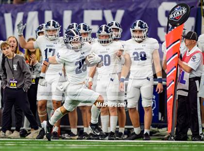 Thumbnail 2 in Smithson Valley vs Highland Park (UIL 5A Football Division I Final) photogallery.
